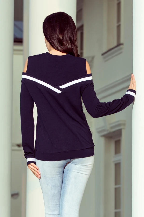 223-1 Comfortable sweatshirt with bare shoulders - navy blue