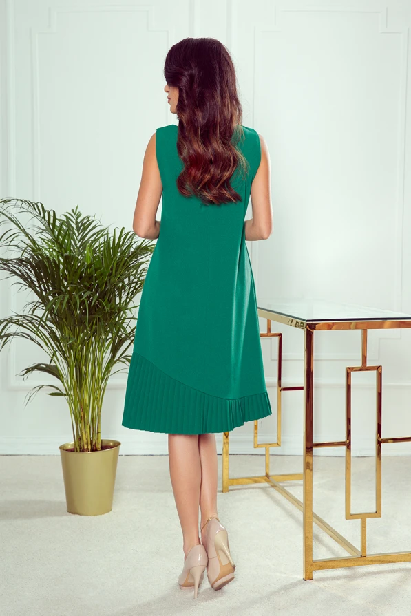 308-1 KARINE - trapezoidal dress with asymmetrical pleat - green