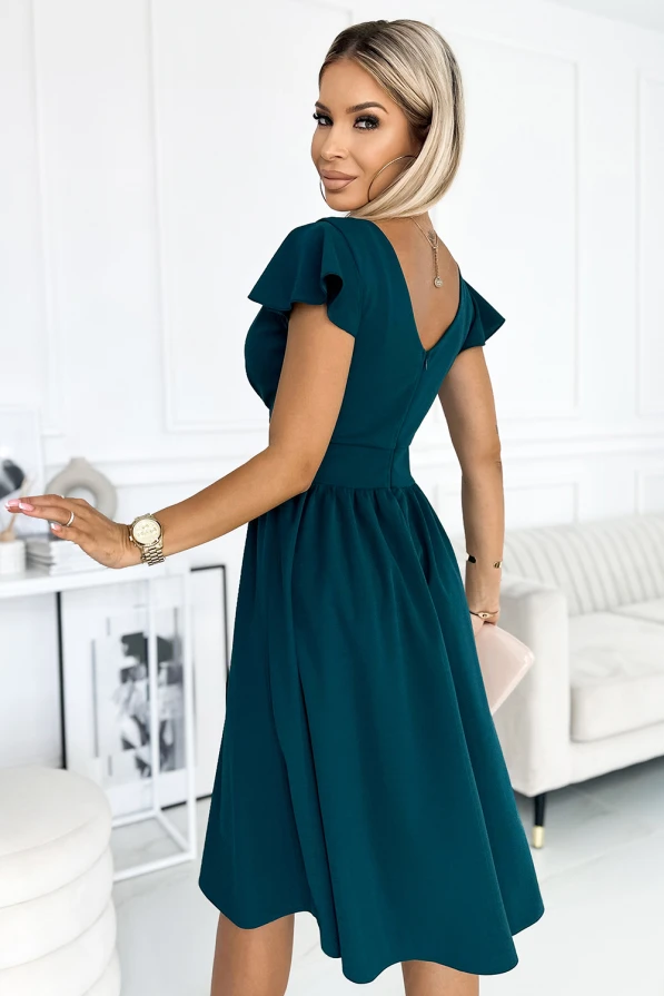 425-1 MATILDE Dress with a neckline and short sleeves - green