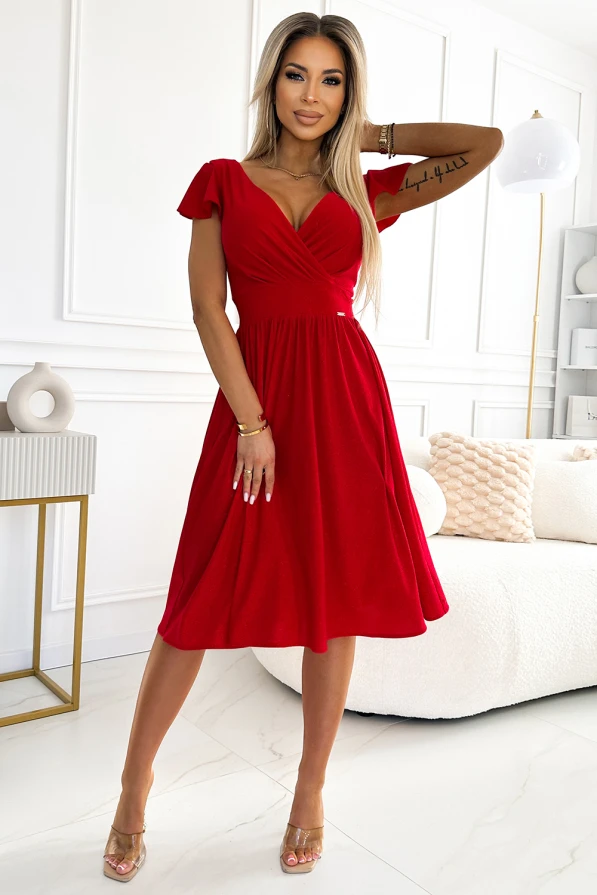MATILDE Dress with a neckline and short sleeves - red with glitter