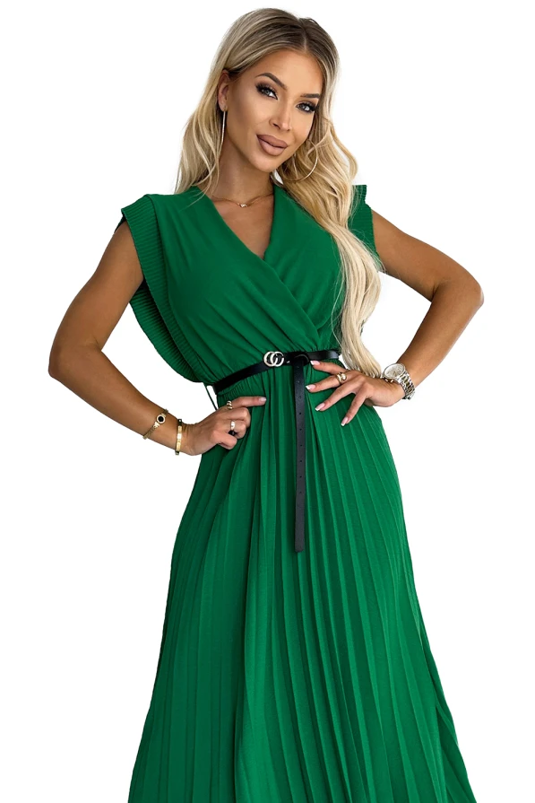 485-1 Pleated dress with frills, neckline and black belt - green